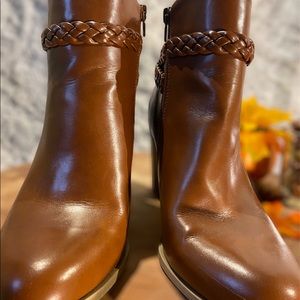 Brown American Eagle Boots Sz 10